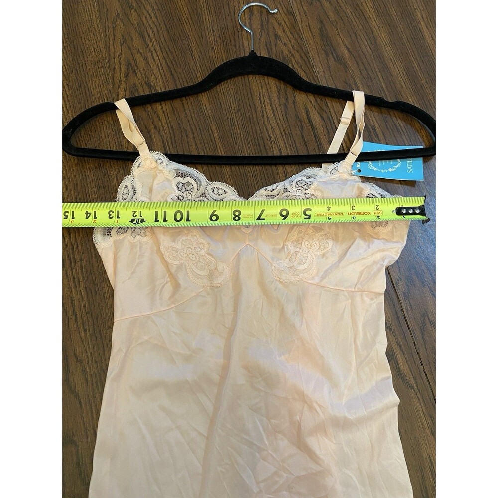 Kayser Vintage Nightgown NWT Women’s Size 32 Pink Peach Floral Lace Nightie - Picture 9 of 10